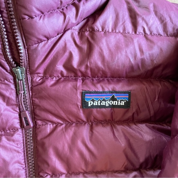 Patagonia Down Sweater Jacket - Picture 2 of 9